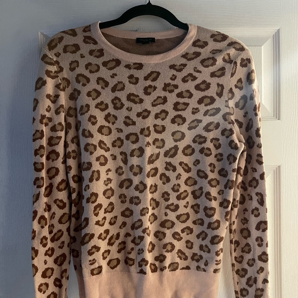 Leopard Print Women's Sweater - Picture 1 of 4